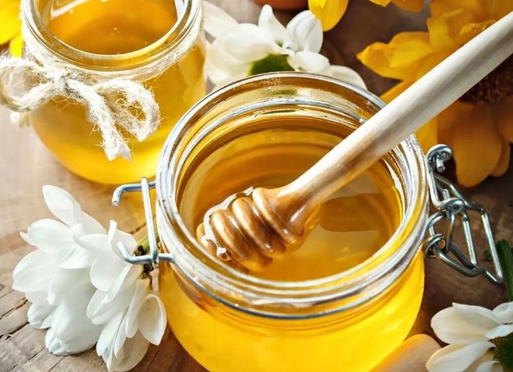 6 медовых масок для красоты и здоровья вашего лица и волос