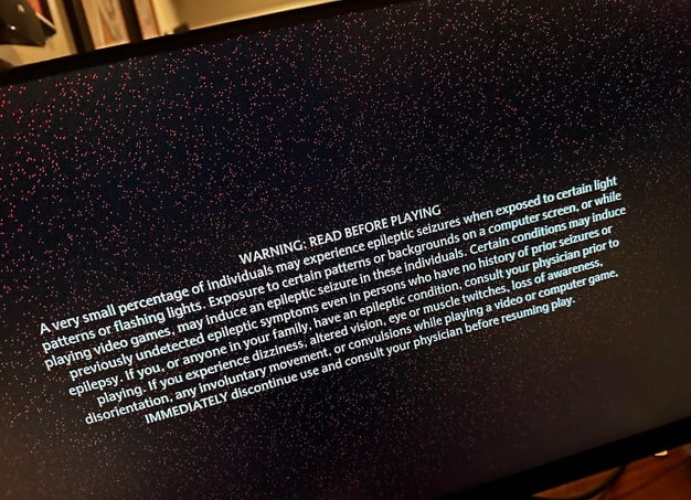 Периодически появляются какие-то красные пятна на коже – на лице, на груди, на запястьях